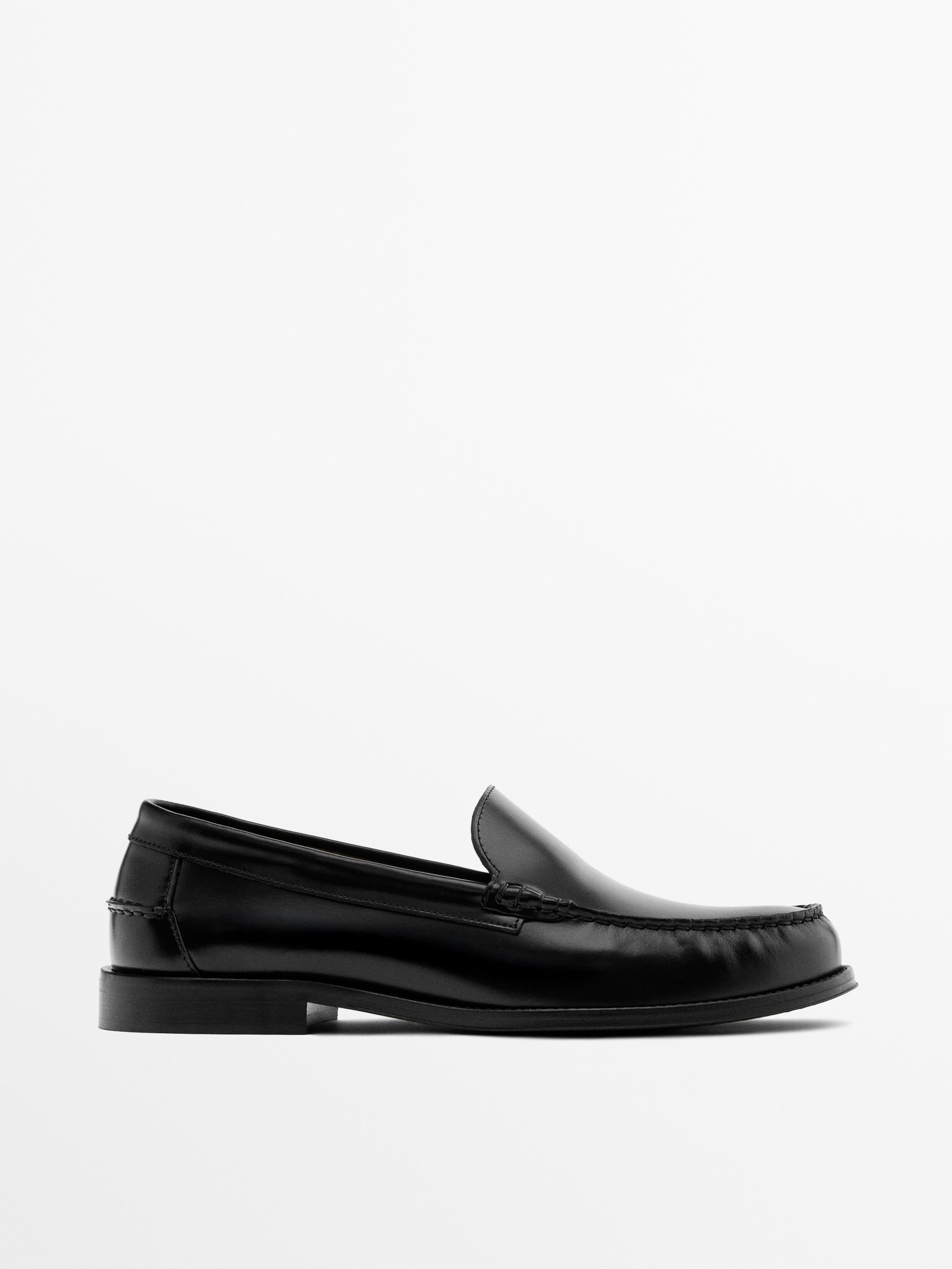 Leather loafers with glossy finish